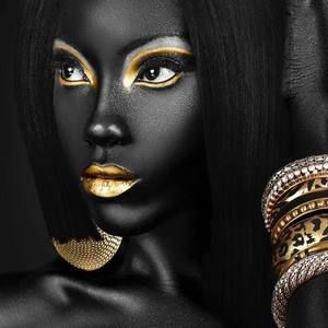 Meet your Posher, Francille